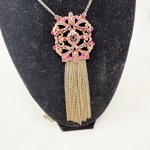 Round Entwined Pink Red Stone Filigree Necklace With Fringe Detail Up To 24” - Picture 3 of 8